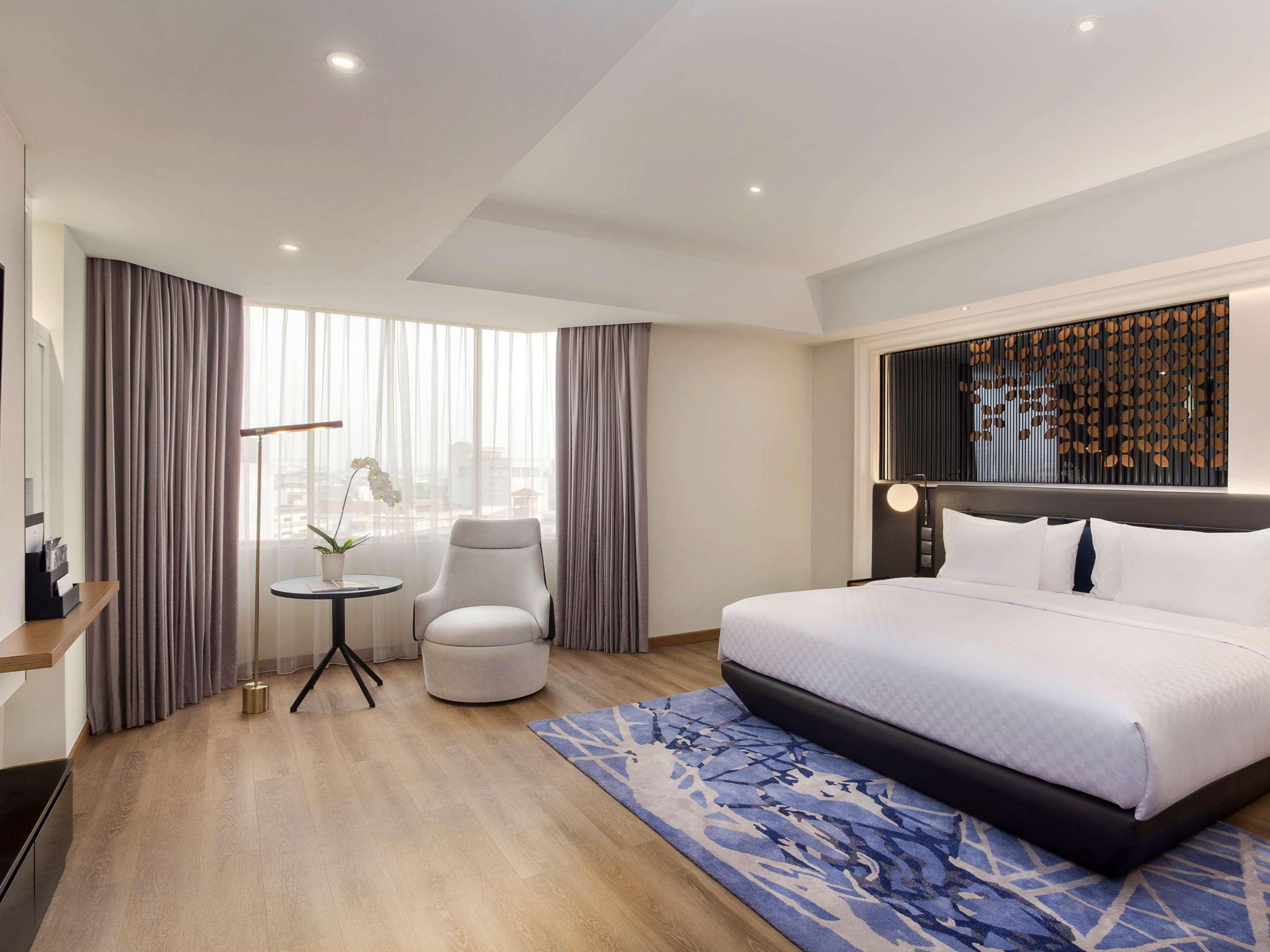 Mercure Jakarta Batavia Jacarta Exterior foto